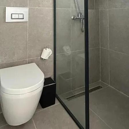Fresh 2-bedroom With Pool And Sea View Kharcha